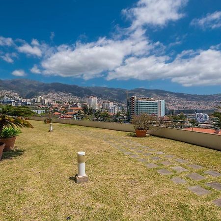 Miramar Apartment With Pool By Hr Madeira Фуншал Екстер'єр фото